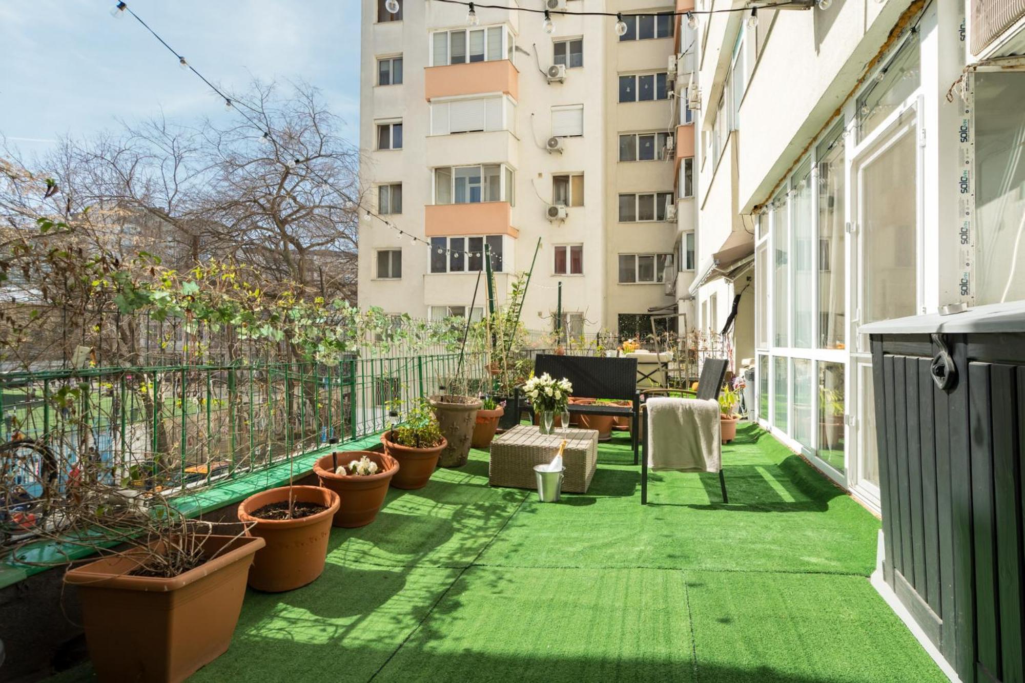 Downtown Location - Amazing Terrace *
